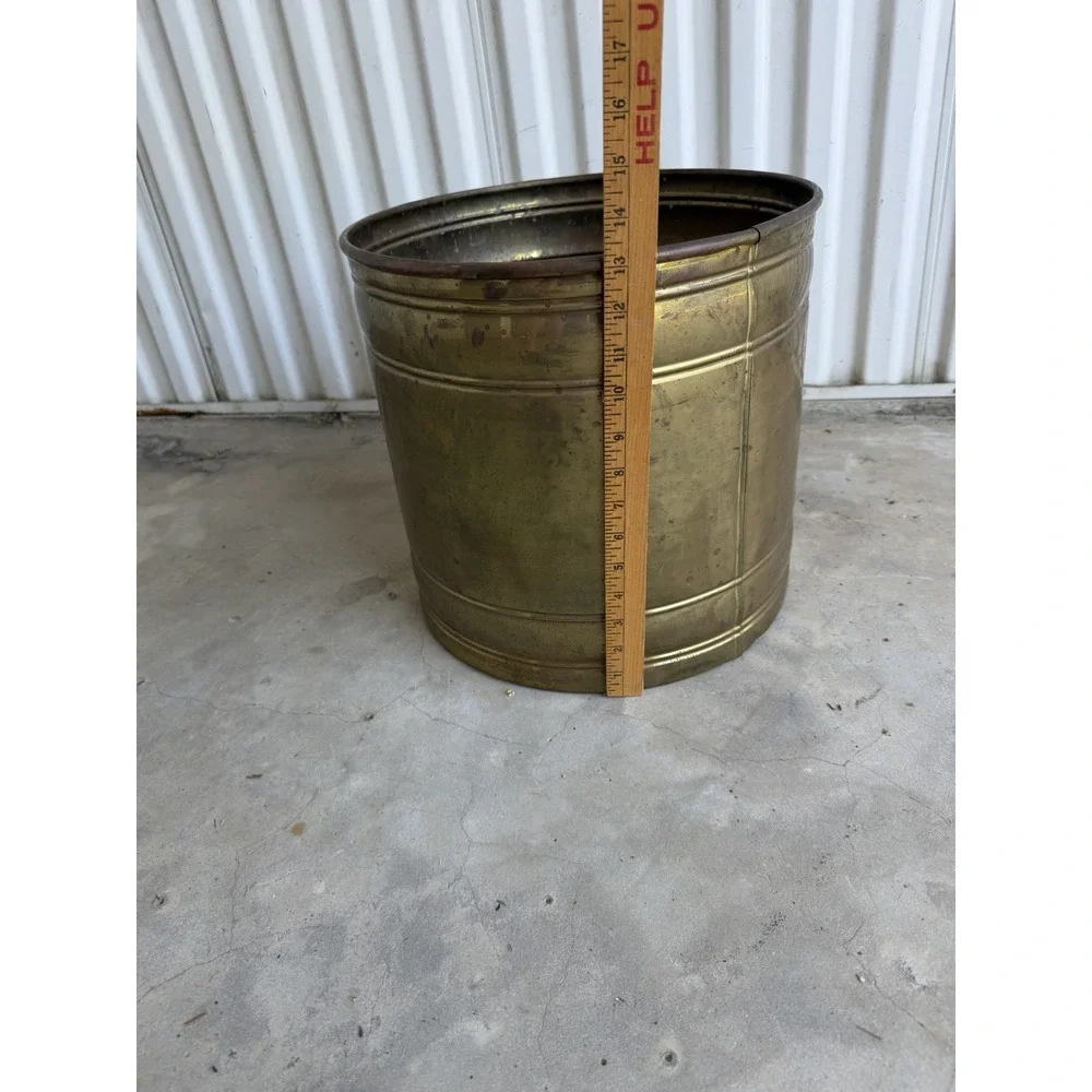 VTG Metal Waste Basket Trash Can Heavy Emboss Brass Shell Pattern Coastal Patina